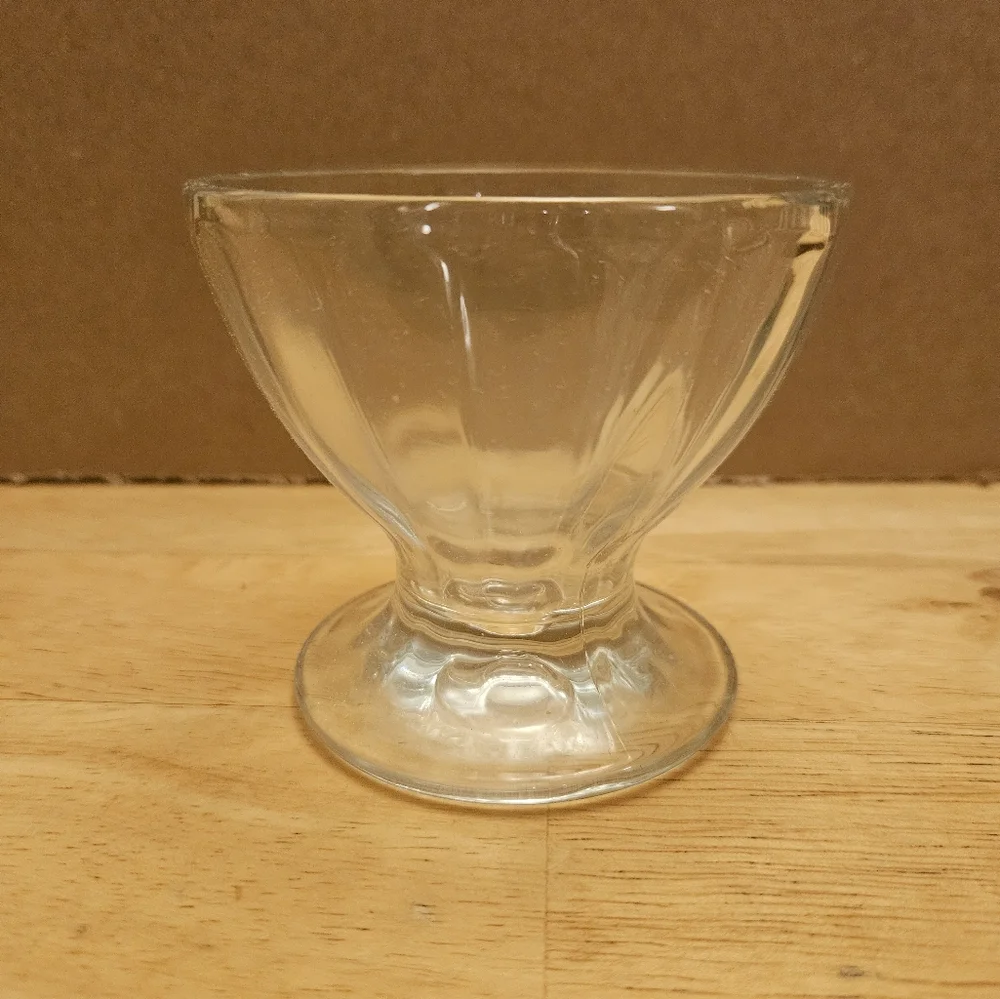 Williams Sonoma Sundae Dish set - set of 6
